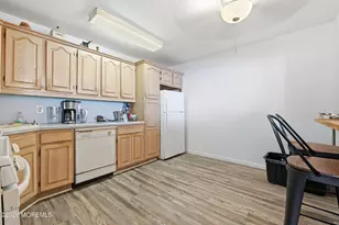 8 Cypress St, Toms River Township, NJ 08757 - Photo 5