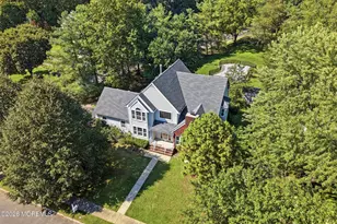 2 Oxford Ln, Eatontown, NJ 07724 - Photo 3