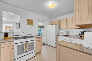 200 Washington Ave, Point Pleasant Beach, NJ 08742 - Photo 15