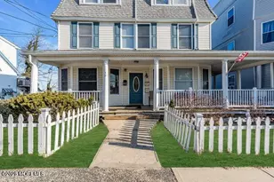 30 Navesink Ave, Highlands, NJ 07732 - Photo 1