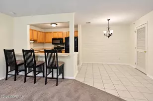 308 Wedgewood Cir, Belford, NJ 07718 - Photo 9
