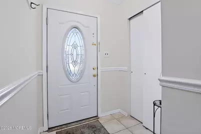 34 Morden Close, Freehold, NJ 07728 - Photo 13
