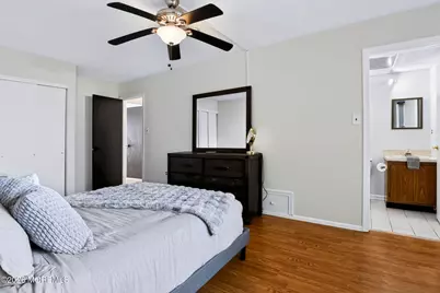 34 Morden Close, Freehold, NJ 07728 - Photo 33