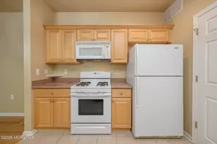 219 Sophee Ln, Lakewood, NJ 08701 - Photo 15