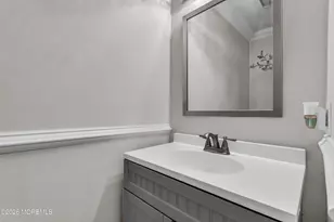 69 Lexington Cir, Matawan, NJ 07747 - Photo 17