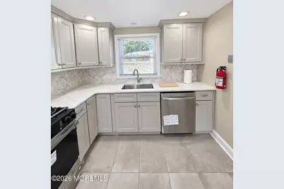122 Oakwood Place, Forked River, NJ 08731 - Photo 11