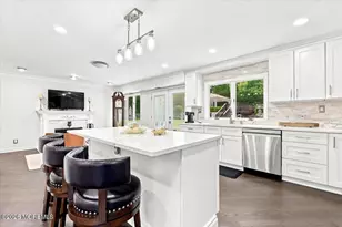 19 Hillside Rd, Manalapan Township, NJ 07726 - Photo 7