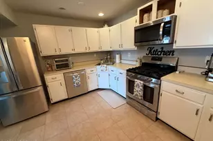 267 Tulip Ln, Freehold, NJ 07728 - Photo 9