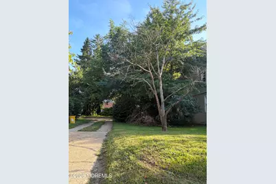 203 Drs James Parker Boulevard, Red Bank, NJ 07701 - Photo 3