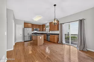 25 Brittany Ct, Atlantic Highlands, NJ 07716 - Photo 15