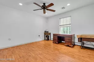 102 Canterbury Ln, Toms River Township, NJ 08757 - Photo 15