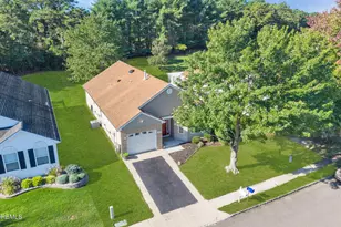 102 Canterbury Ln, Toms River Township, NJ 08757 - Photo 27