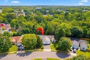 18 Scenic Dr, Freehold, NJ 07728 - Photo 27