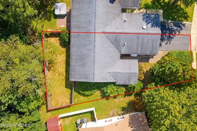 18 Scenic Drive, Freehold, NJ 07728 - Photo 23