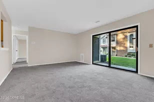 2101 Bayhead Dr, Sayreville, NJ 08859 - Photo 15