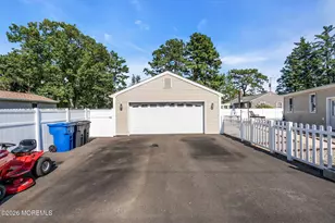2240 Delaware Ave, Toms River Township, NJ 08753 - Photo 41