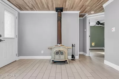 2240 Delaware Avenue, Toms River Township, NJ 08753 - Photo 17