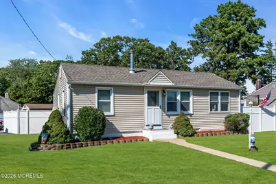2240 Delaware Avenue, Toms River Township, NJ 08753 - Photo 3