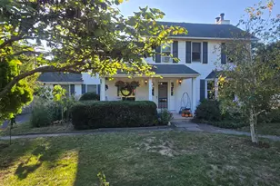 712 Holmdel Rd, Holmdel, NJ 07733 - Photo 1