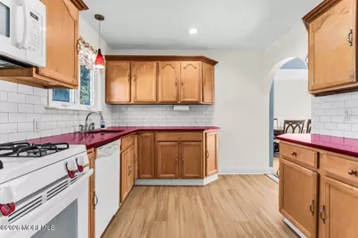 6 Middlesex Road, Matawan, NJ 07747 - Photo 7