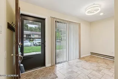 70 Overlook Way #E, Manalapan Township, NJ 07726 - Photo 9