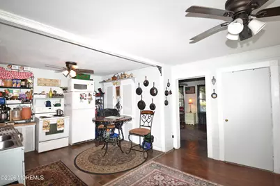 636 Holmdel Road, Hazlet Township, NJ 07730 - Photo 35