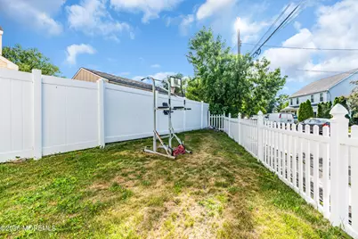 701 Beachview Avenue, Union Beach, NJ 07735 - Photo 27