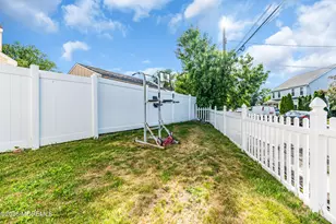 701 Beachview Ave, Union Beach, NJ 07735 - Photo 27