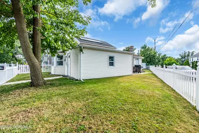 701 Beachview Avenue, Union Beach, NJ 07735 - Photo 23