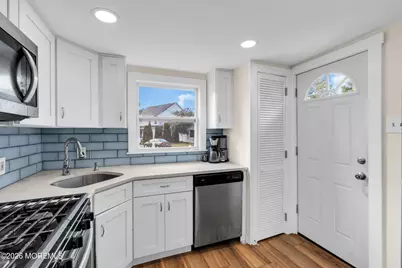 701 Beachview Avenue, Union Beach, NJ 07735 - Photo 3