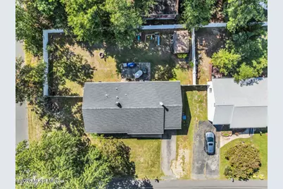 451 Beacon Street, Toms River Township, NJ 08757 - Photo 19