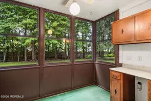 63 Overlook Way, Manalapan Township, NJ 07726 - Photo 25
