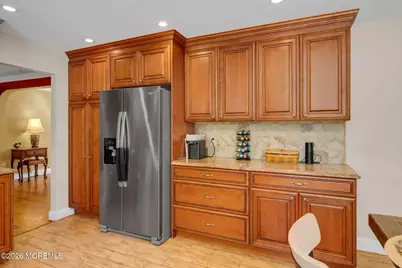 122 Hibernia Way, Freehold, NJ 07728 - Photo 21