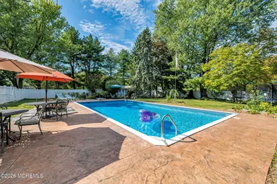 122 Hibernia Way, Freehold, NJ 07728 - Photo 3