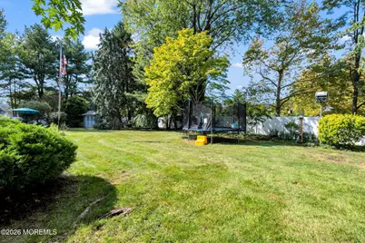 122 Hibernia Way, Freehold, NJ 07728 - Photo 43