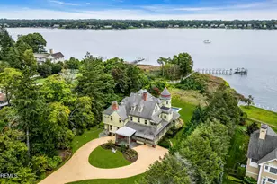 458 Navesink River Rd, Red Bank, NJ 07701 - Photo 1
