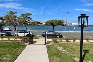 300 Deal Lake Dr, Asbury Park, NJ 07712 - Photo 17