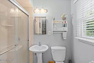 157 Glenbrook Rd, Freehold, NJ 07728 - Photo 21