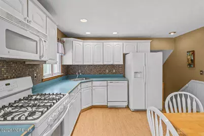 157 Glenbrook Road, Freehold, NJ 07728 - Photo 11