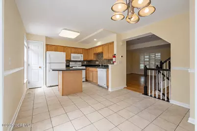 14 Abby Road, Farmingdale, NJ 07727 - Photo 9