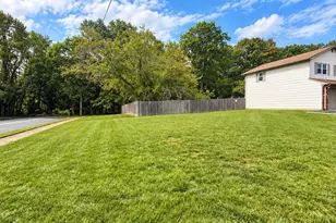 26 Chestnut Hill Rd, Howell Township, NJ 07731 - Photo 5