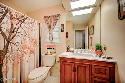 520 N Petunia Lane N, Whiting, NJ 08759 - Photo 19