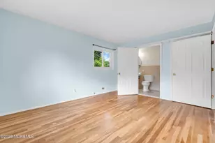 27 Wyckham Rd, Tinton Falls, NJ 07724 - Photo 15