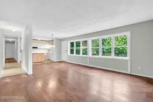 27 Wyckham Rd, Tinton Falls, NJ 07724 - Photo 7
