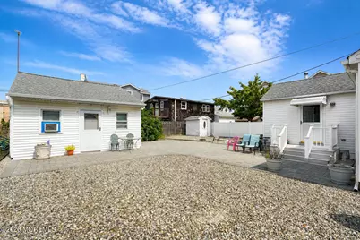 212 Carteret Avenue, Seaside Heights, NJ 08751 - Photo 11