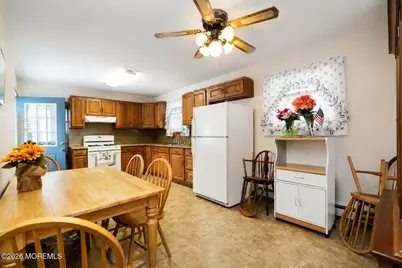 212 Carteret Avenue, Seaside Heights, NJ 08751 - Photo 21