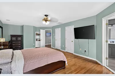 422 Ansley Court, Morganville, NJ 07751 - Photo 15