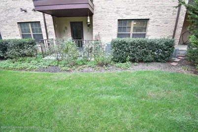 1304 Wellington Place, Aberdeen Township, NJ 07747 - Photo 17