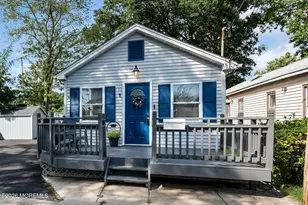 1 Krueger Pl, Middletown, NJ 07748 - Photo 3