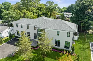 889 Red Oaks Dr, Long Branch, NJ 07740 - Photo 5